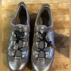 Ecco Sneakers